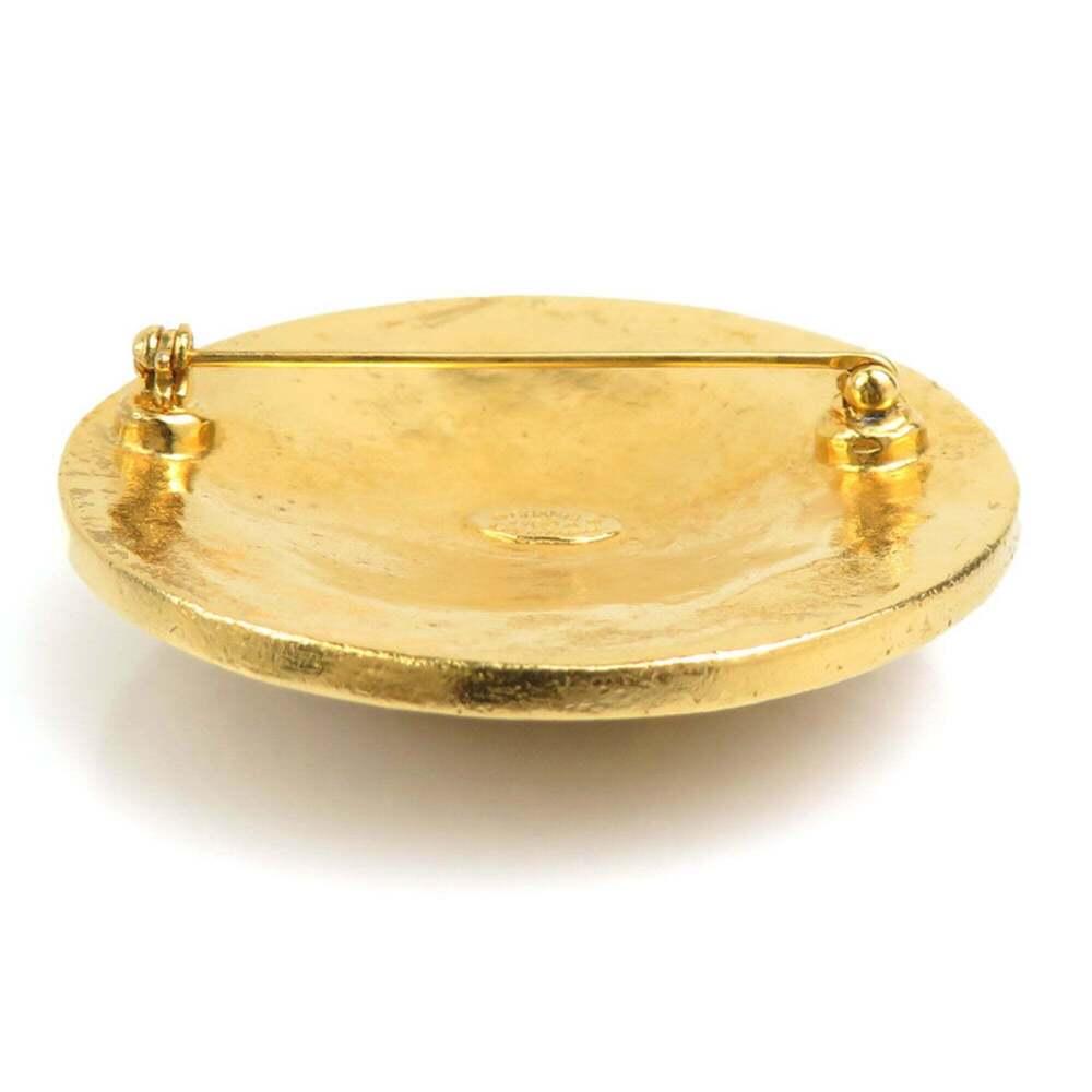 CHANEL Gold Logo Brooch - Picture 5 of 12